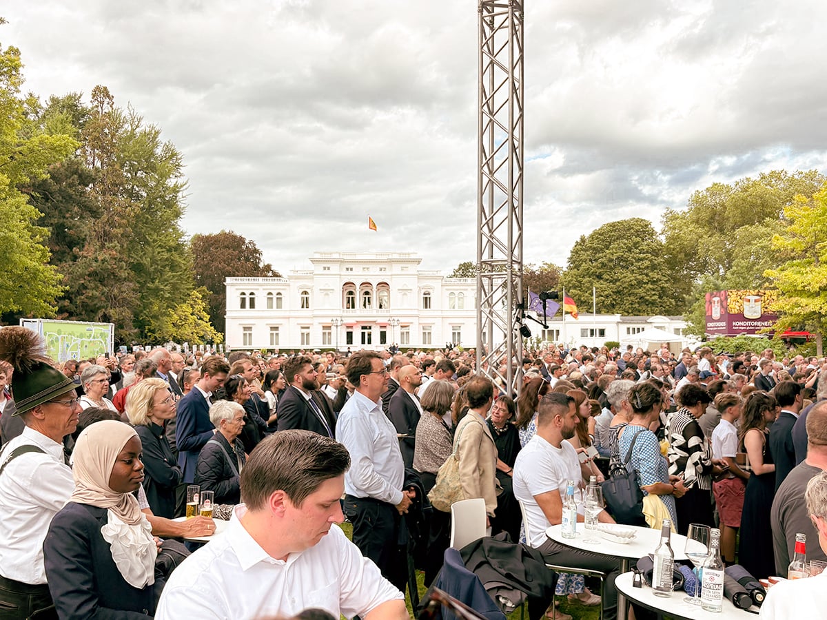 Gäste zum Bürgerfest des Bundespräsidenten in Bonn 2026 Villa Hammerschmidt